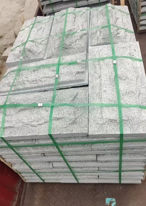 魯灰干掛蘑菇石